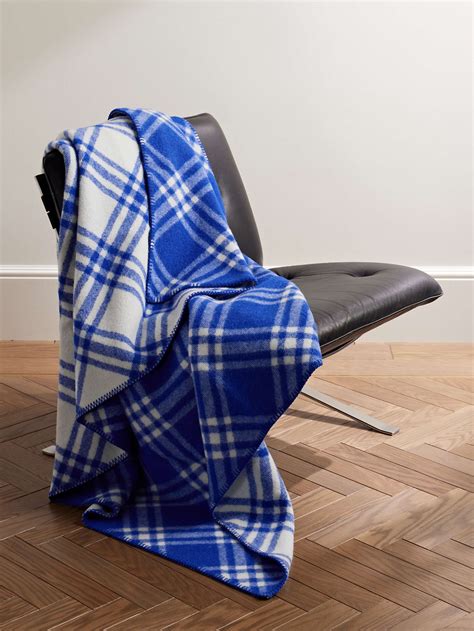 burberry blankets for women.